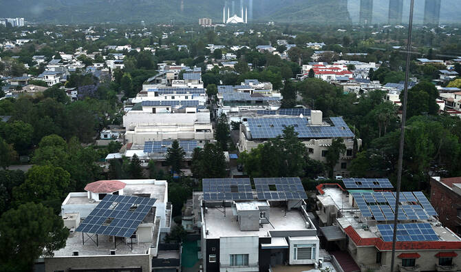 Pakistan abolishes license requirement for solar users up to 25kW